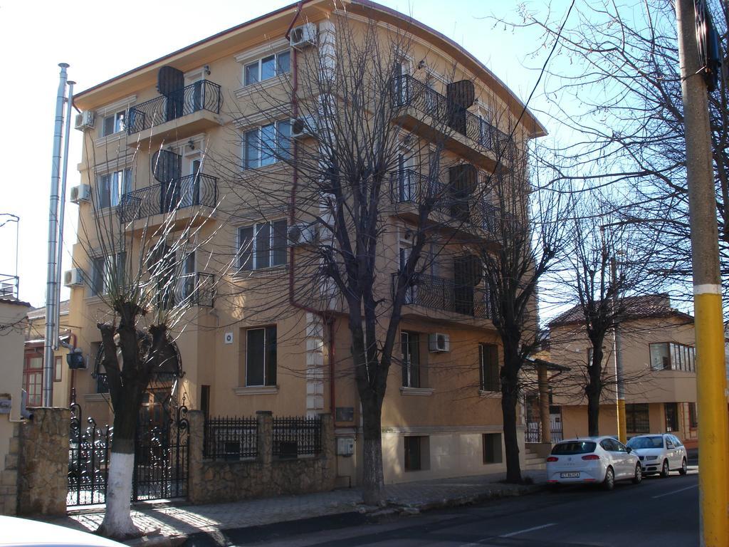 Villa Edel Constanta Exterior photo