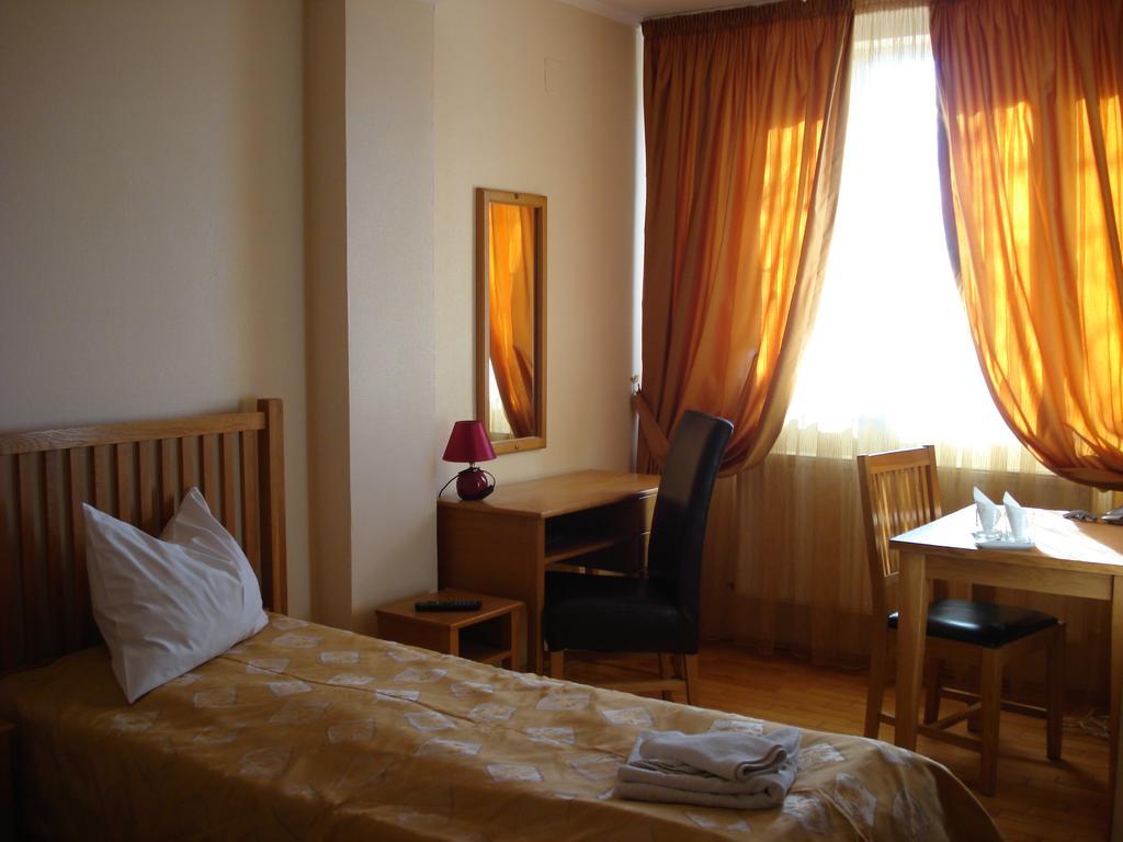 Villa Edel Constanta Room photo